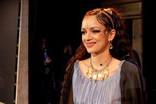 Jitka Boho na premiéře muzikálu odbourala hlediště vulgárním slůvkem: Při děkovačce jí tleskala maminka s tatínkem - Super.cz